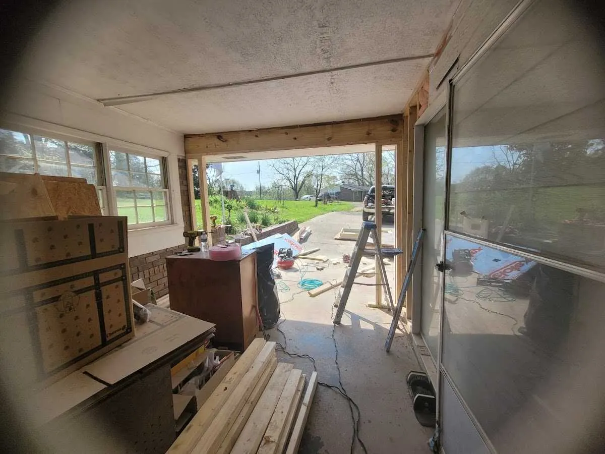 Air movers and dehumidifier for Water Mitigation Services in Clay